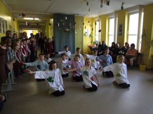 inkilu-svente-pradineje-mokykloje 08